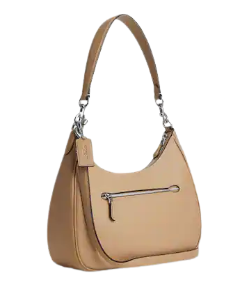 Coach Teri Hobo