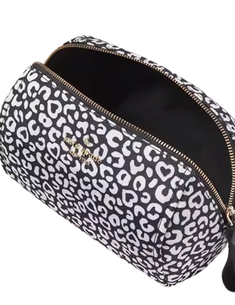 Kate Spade New York Chelsea Leopard Heart Medium Cosmetic Case