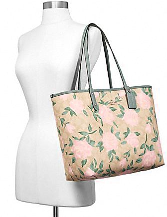 Coach Reversible City Tote in Camo Signature Print